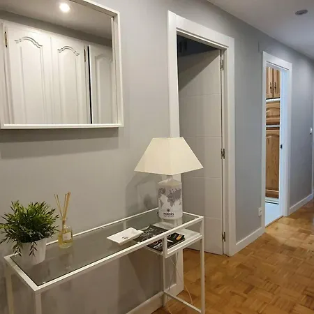 Comfortable In 50 M² Near Amenities ヒホン