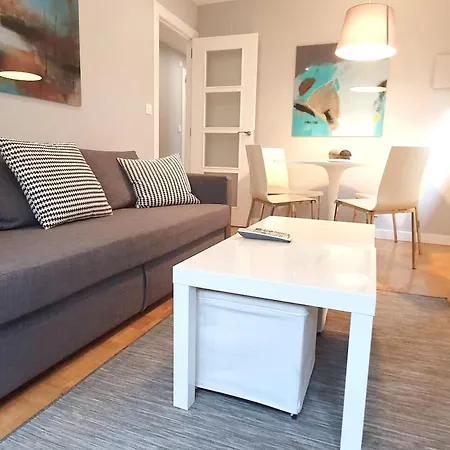 アパート Comfortable In 50 M² Near Amenities