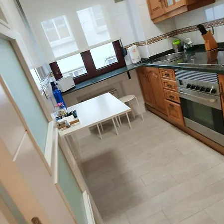 アパート Comfortable In 50 M² Near Amenities *